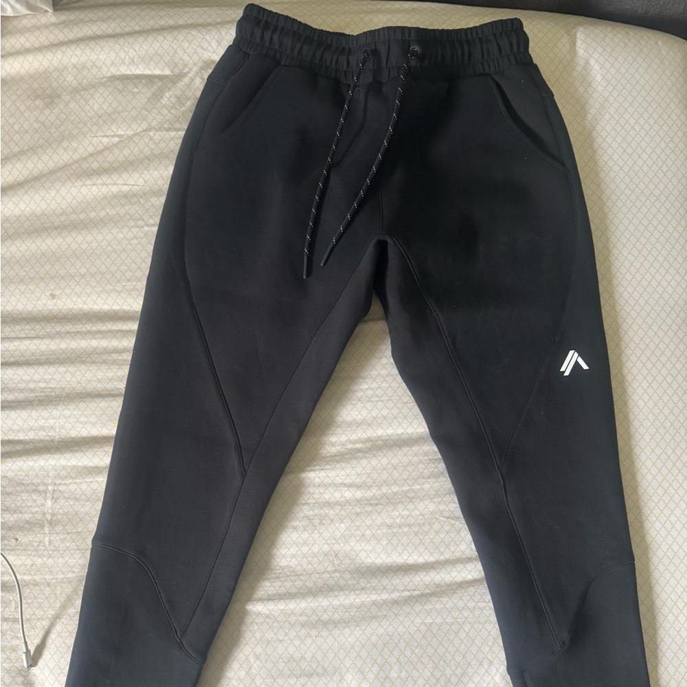 Men’s Size Small Alphalete Tech Fleece Jogger